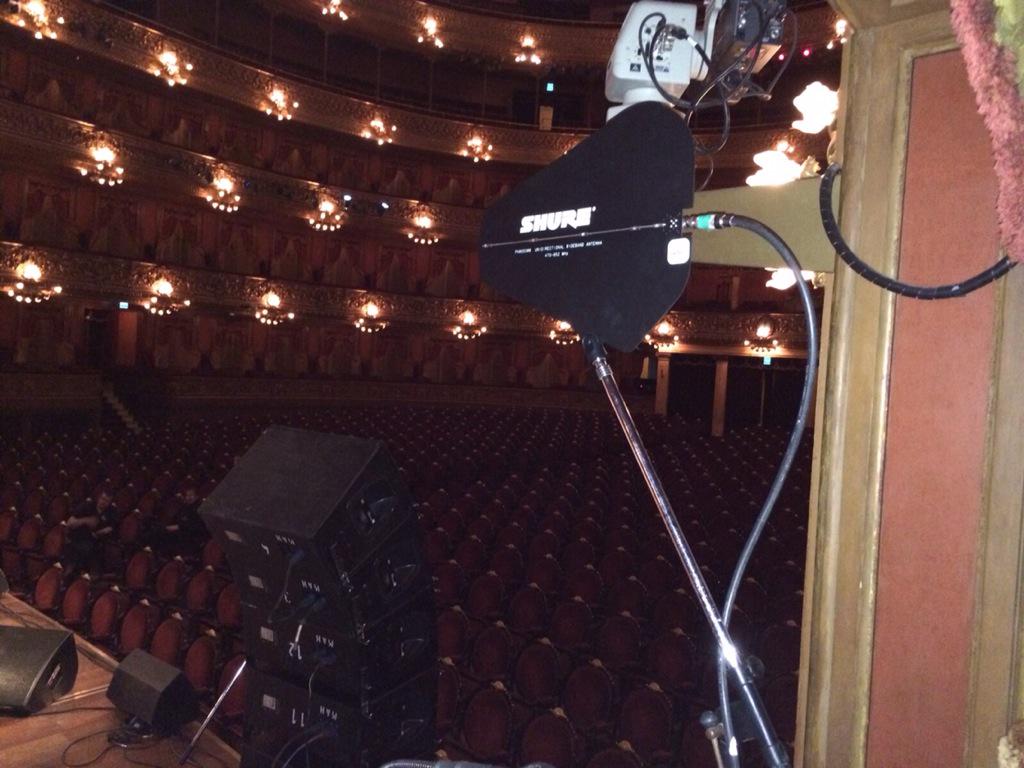 PipetRentalOk's tweet photo. Hoy estamos con @sanmihanovich en el #Colon. #shure #PSM900 http://t.co/U5671wlTJw
