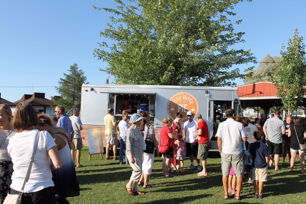 Tomorrow is the GRAND FINALE of the 2015 <a href="/pdsuppermarket/">Port Supper Market</a>! Join us and our besties to cap off the season in style!
