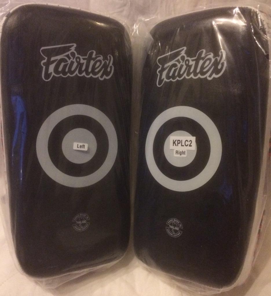 TKMSportsLtd's tweet image. Awesome Fairtex Curved Kick Pads in stock @TKMSportsLtd, get a great deal on the website! #MuayThai #KickPower