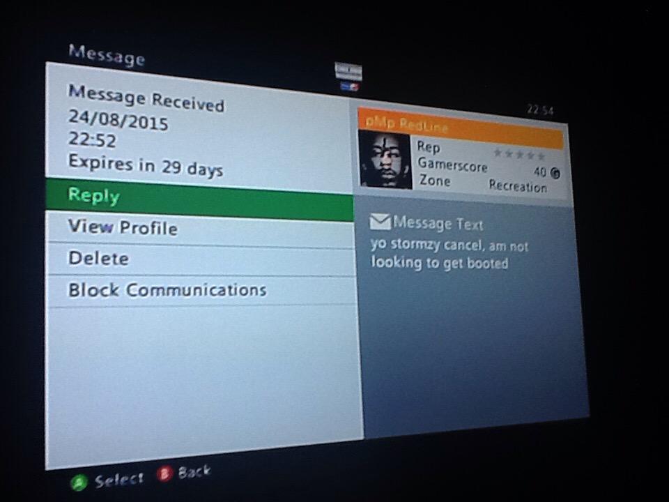 DatXPKingGB's tweet photo. Don't think he wants it http://t.co/VqG9o85LBF