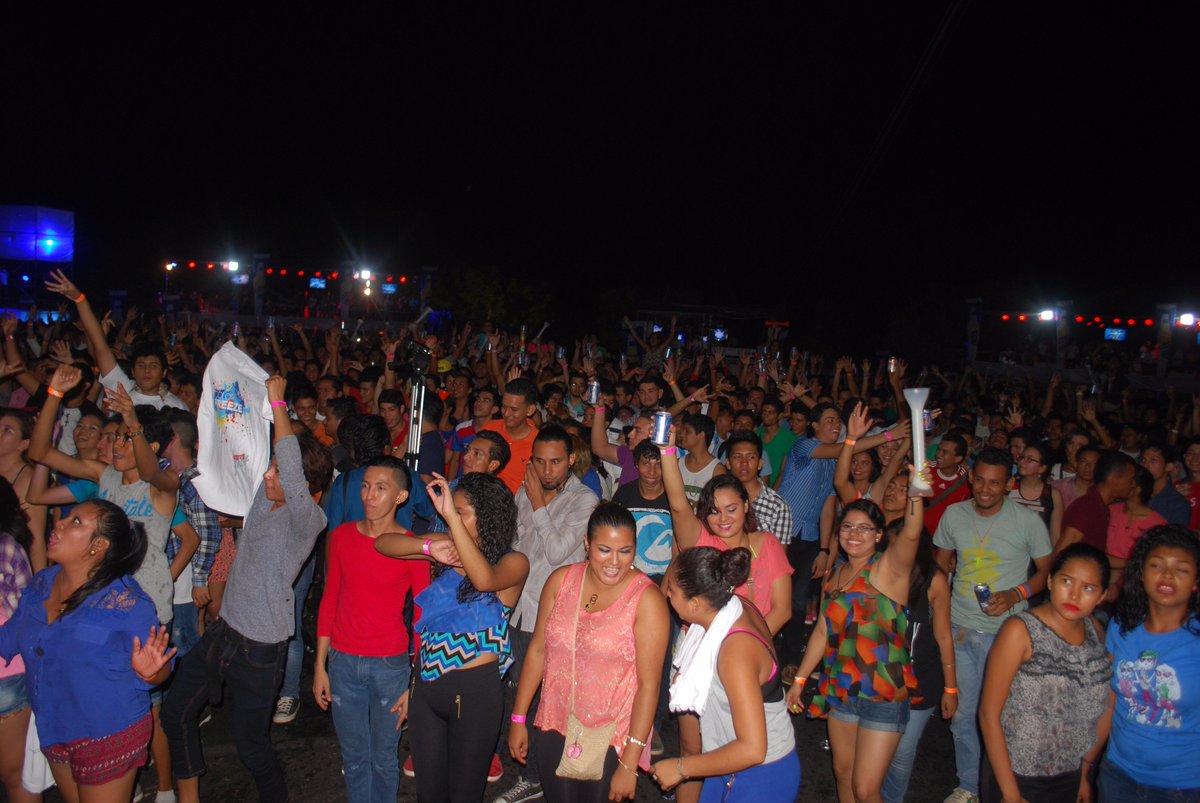 CristianEscotoS's tweet photo. #ColorFreeze @UNANManagua @Mdoggmix @LaCunetaNic @victoriafrost @UnenRurd @NtraBellezaUnen http://t.co/ld2XyOoCk3