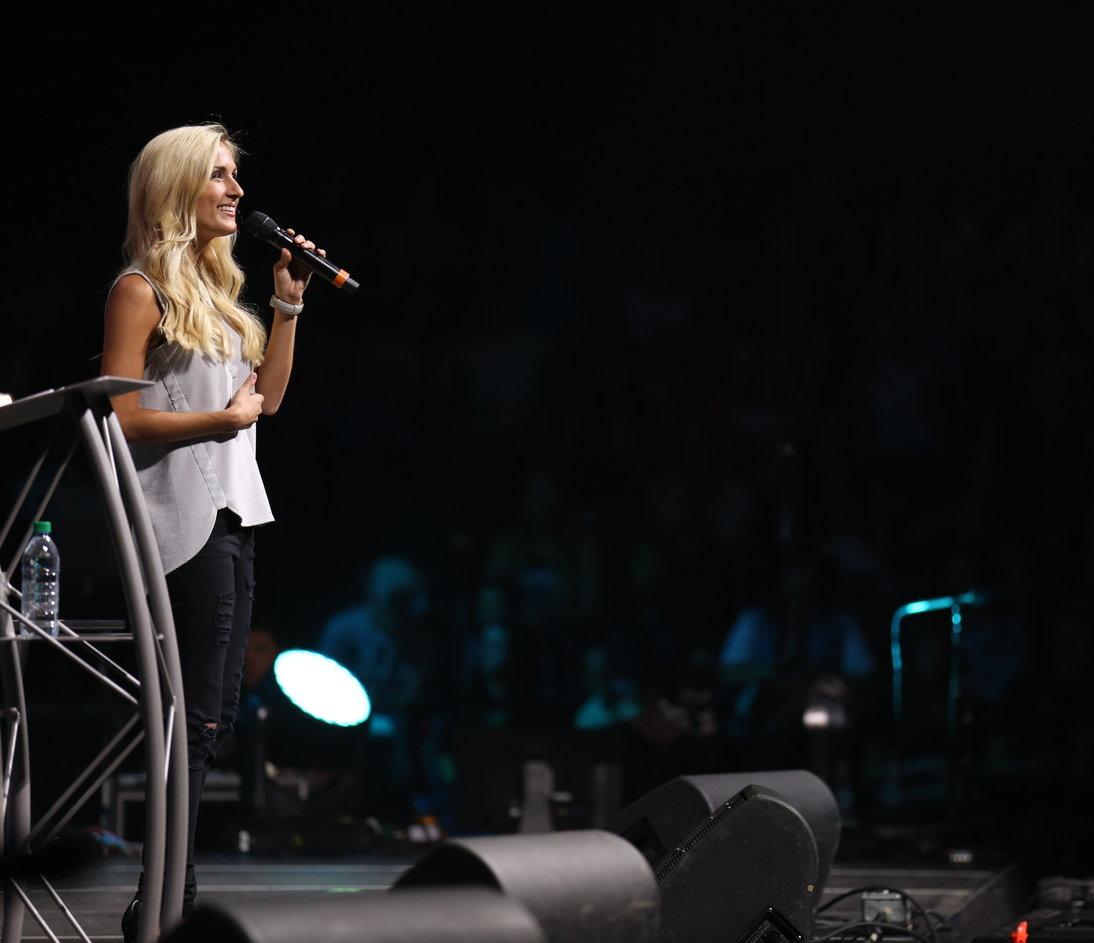 m_students's tweet photo. "You have a friend that brings light to your loneliness" - DawnChere Wilkerson #MOTIONmemoryMonday http://t.co/G8kX0LQqOE