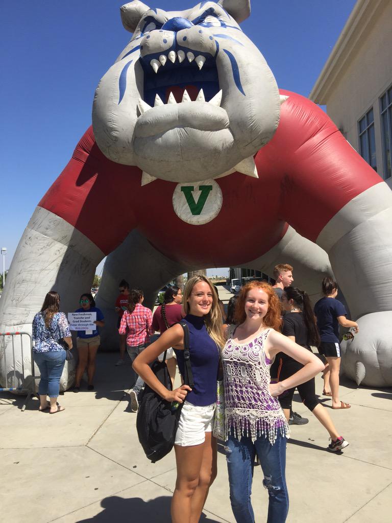 Fresno_State's tweet image. Follow us on @instagram, @Snapchat &amp;amp; @periscopeco to be a part of #Convocation2015. (i.e. @fresno_state)