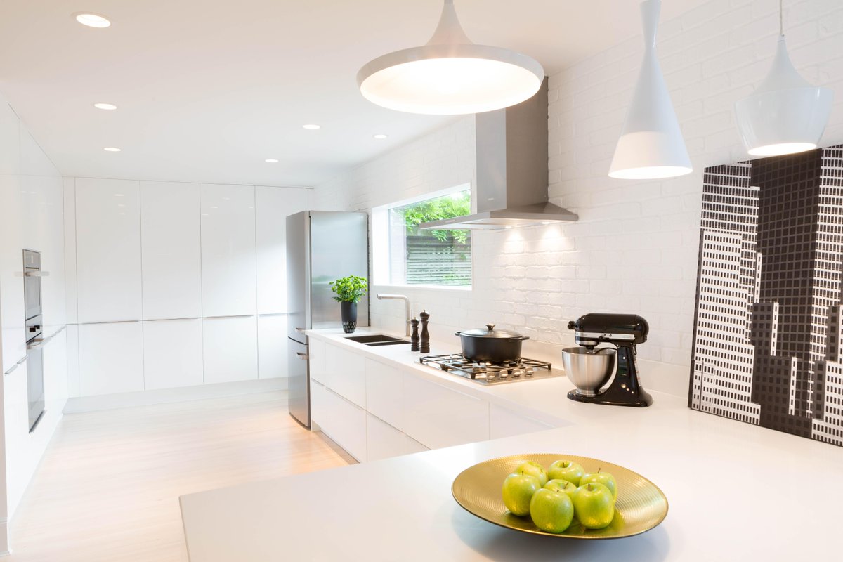 Check out our latest project. We call it Seamless Elegance. #InteriorDesign #moderndesign levelone.ca/seamless-elega…
