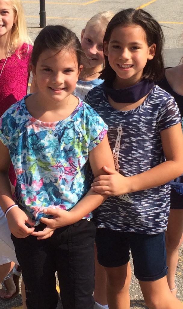 wwwote's tweet photo. The girl on the right was a blessing to Room 3 today! She helped her new friend adjust to Adams. #firstdaybsd2015 http://t.co/jRam4mK4jw