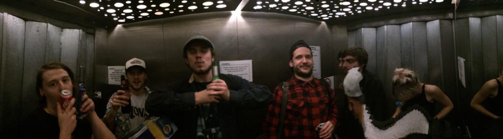 LeeBurgessPSR's tweet photo. Long man lift game w/ @TrashBoatUK #hoononajoffa #cashfloat http://t.co/7QVe0UOAbU