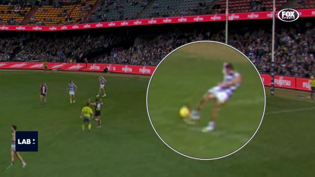 codeaflau's tweet photo. Did this NO BALL keep @GeelongCats finals hopes alive?
WHAT YOU MISSED ON TV LAST NIGHT:
http://t.co/FAGBQyT7aX http://t.co/YJO9fGc1mX