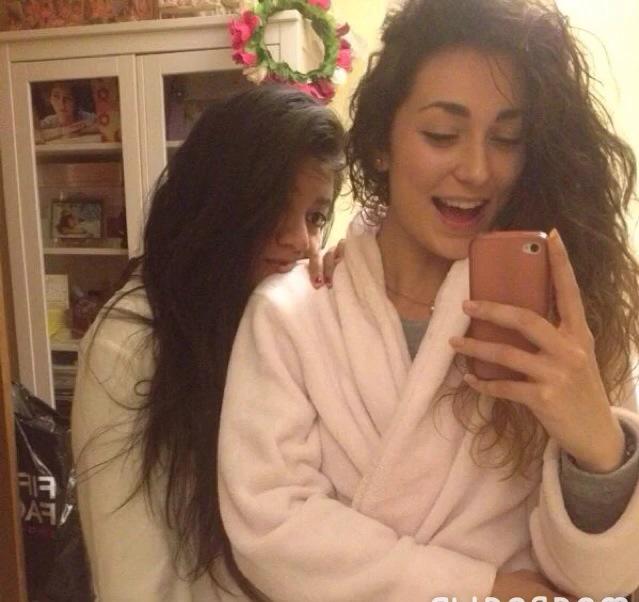 malpisci's tweet photo. Ojalá juntas, como en los viejos tiempos!! @PaulaMor_ 🍀👭 http://t.co/6Sv2ESBCgf