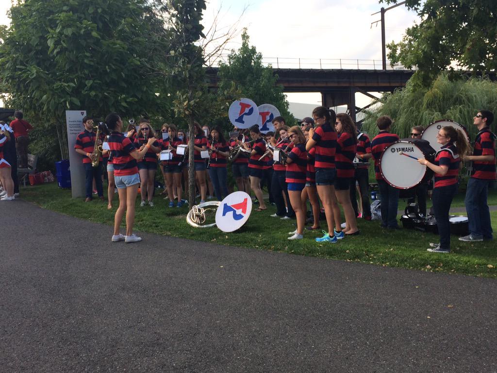 PennWBB's tweet photo. What a GREAT DAY for @pennathletics to greet the class of 2019 at Penn Parkππβ€οΈπ #Welcome2Penn #PennPride #ImPact http://t.co/J2ypY8c5wd
