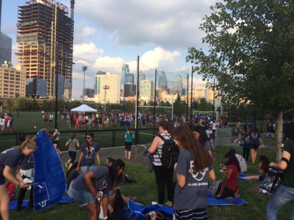 PennWBB's tweet photo. What a GREAT DAY for @pennathletics to greet the class of 2019 at Penn Parkππβ€οΈπ #Welcome2Penn #PennPride #ImPact http://t.co/J2ypY8c5wd