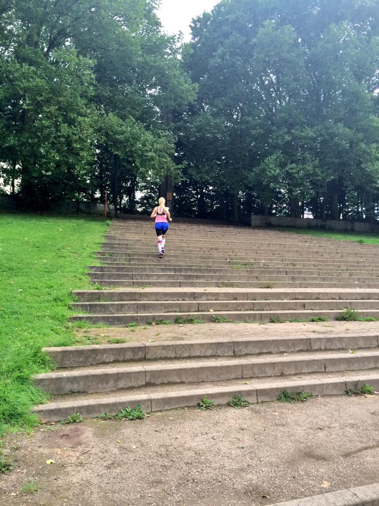 brittauschkamp's tweet photo. #FastSteps & #HillTraining #Jahnwiese #boostyourrun #boostlesabbesses @boostabbesses @martinfkde @lagrandeclassiq http://t.co/p2ibraki9I