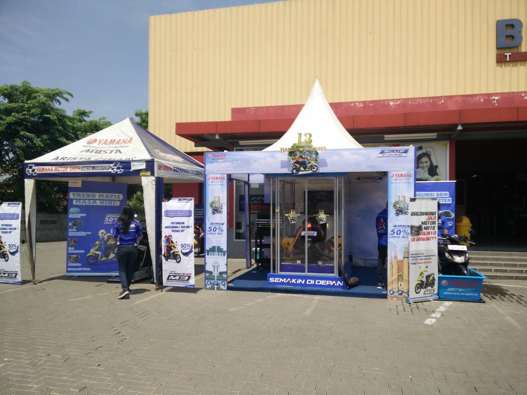 origin_pro's tweet photo. 13days nonstop bdg to barcelona mio m3 125 @yari_suganda @adinurjaeni @YamahaJabar http://t.co/BDKpNN0Ru9