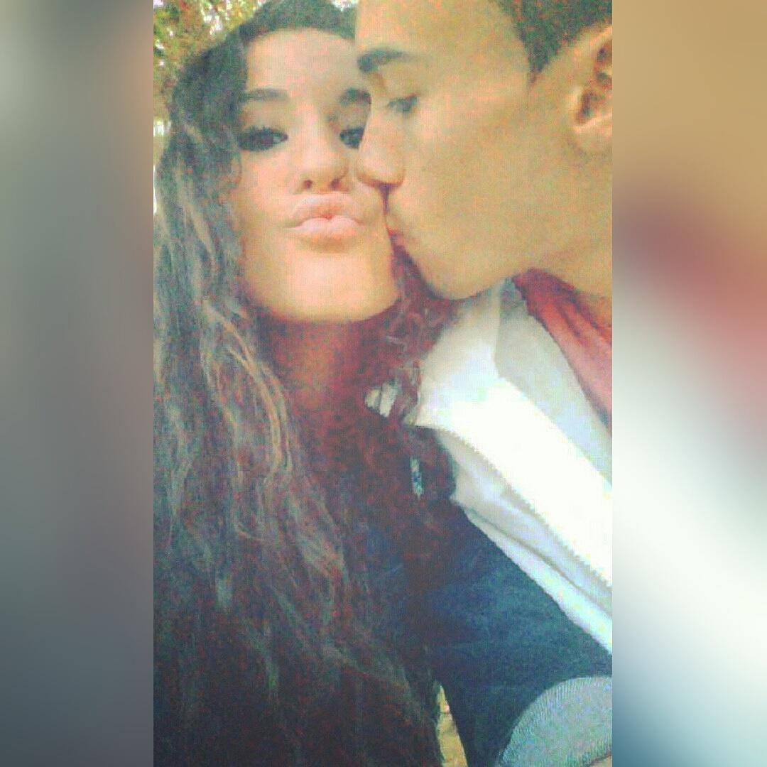 lidiariveera's tweet photo. Te llevas todo mi amor 😍👅❤ ¡Te quiero, te quiero y teeeee quiero! 😳👫💘 http://t.co/AK590RKL4J