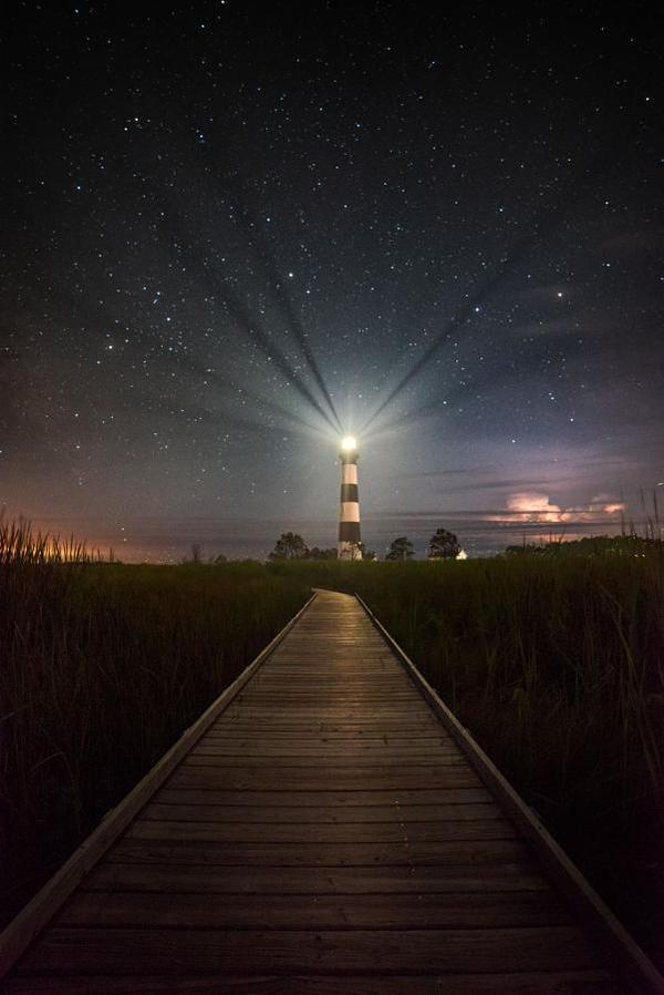 NOCHE DE ESTRELLAS.... - Página 24 CNNjuWkWoAAIABk