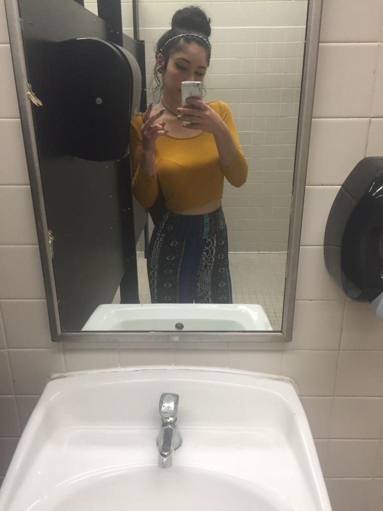 School Bathroom Selfies katie|-/ on twitter: "#glowup four years of high school bathroom School Bathroom Selfies katie|-/ on twitter: "#glowup four years of high school bathroom