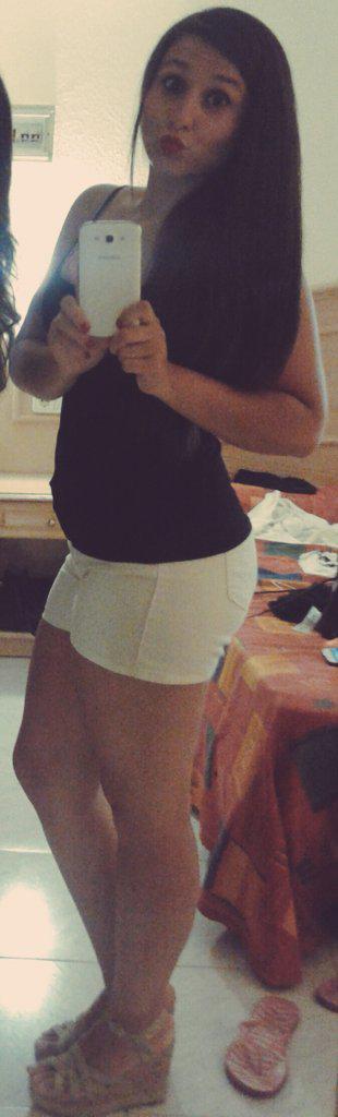 heleCarranza's tweet photo. Tenerife gracias por darme cosas tan increíbles y por éstas magníficas vacaciones ✌🌊❤👏✈👙🍹 http://t.co/9xNrobTW8A