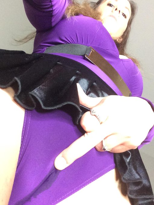 Who ever said it's not fucking hot demanding money? #dripping #wet http://t.co/KKnGcsCjrp<a href="/tag/wet"class="tags"><span>#wet</span></a><a href="/tag/dripping"class="tags"><span>#dripping</span></a>