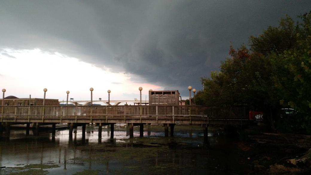 xigent's tweet photo. @capitalweather Storm moving into Old Town 7:39 pm http://t.co/BTciOrC8ha
