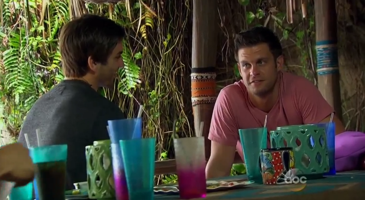 GMA's tweet image. #TextGate is in full force on @BachParadise! #BachelorInParadise