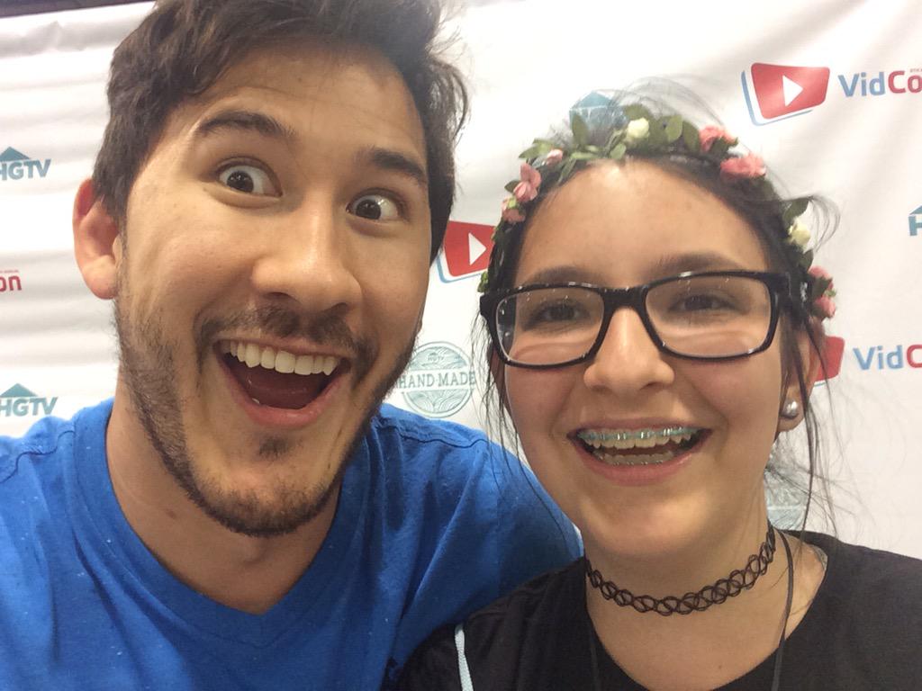 oliviaacamille's tweet photo. @markiplier #RIPMarkimoo never forget when he spammed my phone w/ selfies &flipped off my Canadian friend http://t.co/cjVJAajguk