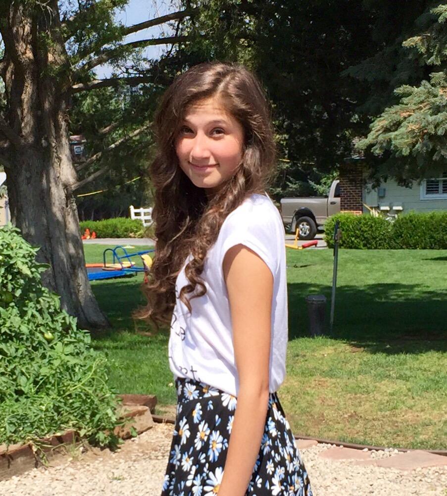 mollyfuentealba's tweet photo. We β€οΈ Borah HS!!! π GO LIONS! #FirstDayBSD2015 @BorahHigh http://t.co/hABBgM5BpP