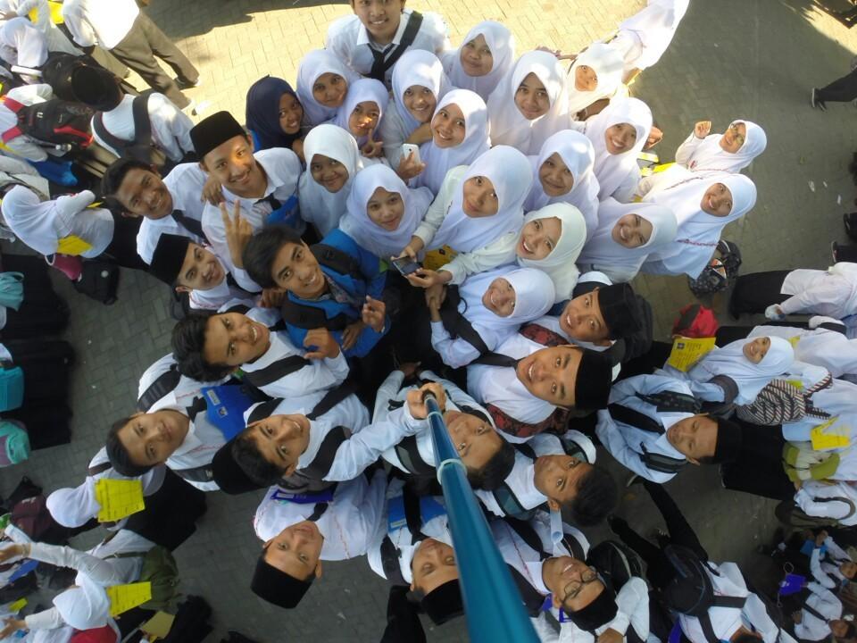 UdirS's tweet photo. #pestaUII2015 http://t.co/i7ntyCznLs