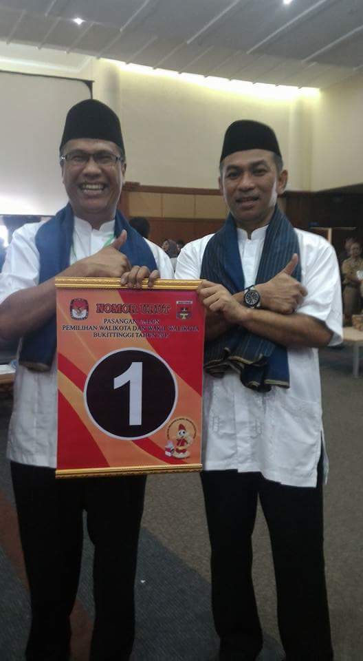 Semoga Allah memudahkan menuju kemenangan sdrku <a href="/taslimdpr/">BUKITTINGGI KITA</a> <a href="/TaslimForSumbar/">Mengabdi U/ Sumbar</a>