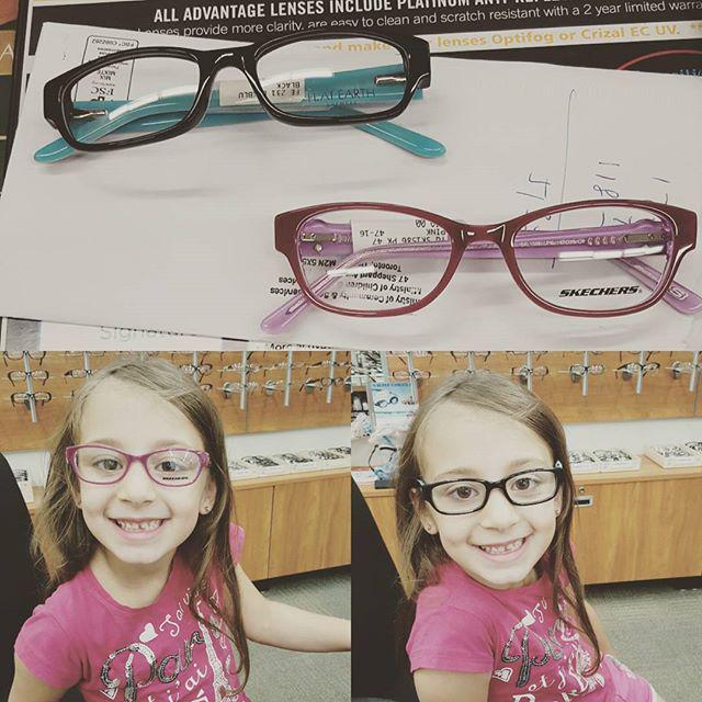 HomeWithAneta's tweet image. Ordered Emma's glasses today. Can't get enough of the pink Sketchers pair. #kidsofinstagra… ift.tt/1JsEV4A