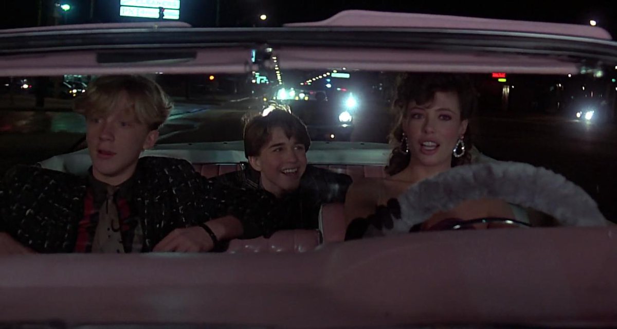 FILMSH0TS's tweet photo. Weird Science (1985) http://t.co/l3ghTrGYhV