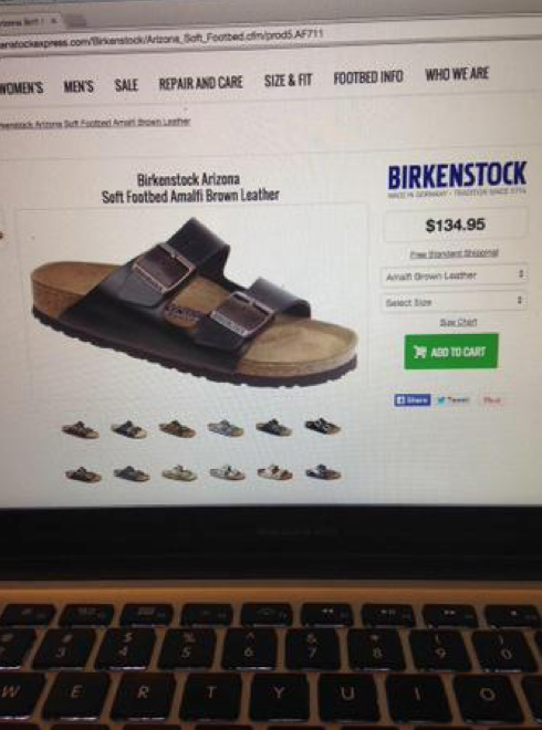 RtBecuz's tweet photo. people are paying $135 to look like they attended The Last Supper  http://t.co/lSoJ2XJvJa