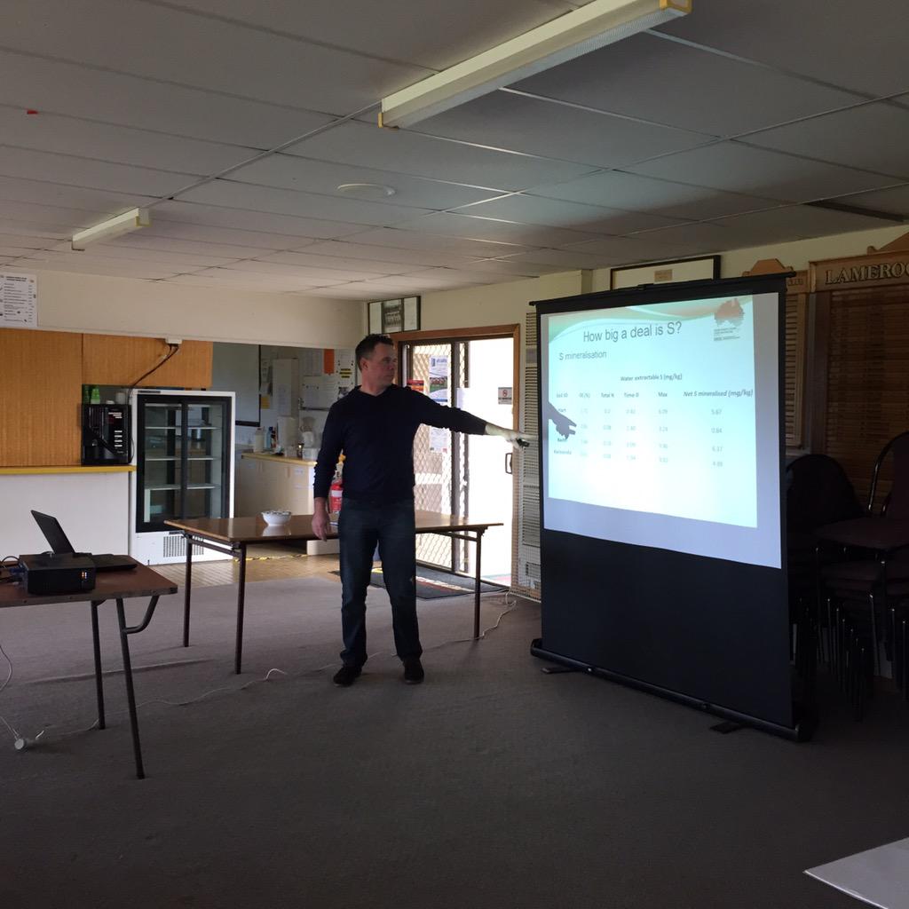 allthe_way's tweet photo. How big a deal is S? @theGRDC #mpcn workshop at Lameroo with Sean Mason... Responses to S have been hard to find http://t.co/54PTx44ayN