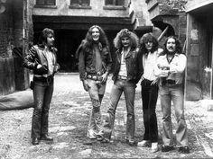   WebMusicStar:                 on message: \"Happy Birthday Ken Hensley!  
