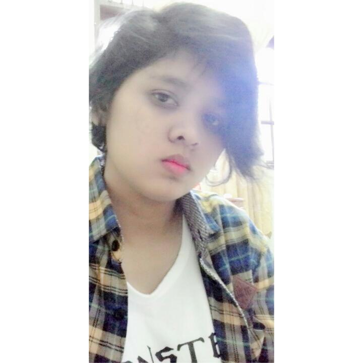 Me new pic #me #shelfie