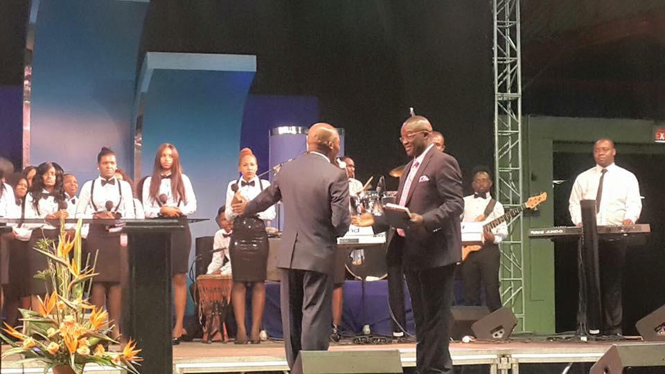 EATsackey's tweet photo. It's an honour to be a part of the homecoming convention of Bishop Colin Nyathi's church! http://t.co/vnv2RM4h9Q