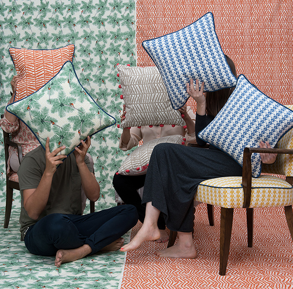 elledecorindia's tweet photo. #FunCollab #NewCollection: @safomasi's earthy printed cottons on @IqrupandRitz's statuesque furniture? Yes, please! http://t.co/46ZG6sp2kY