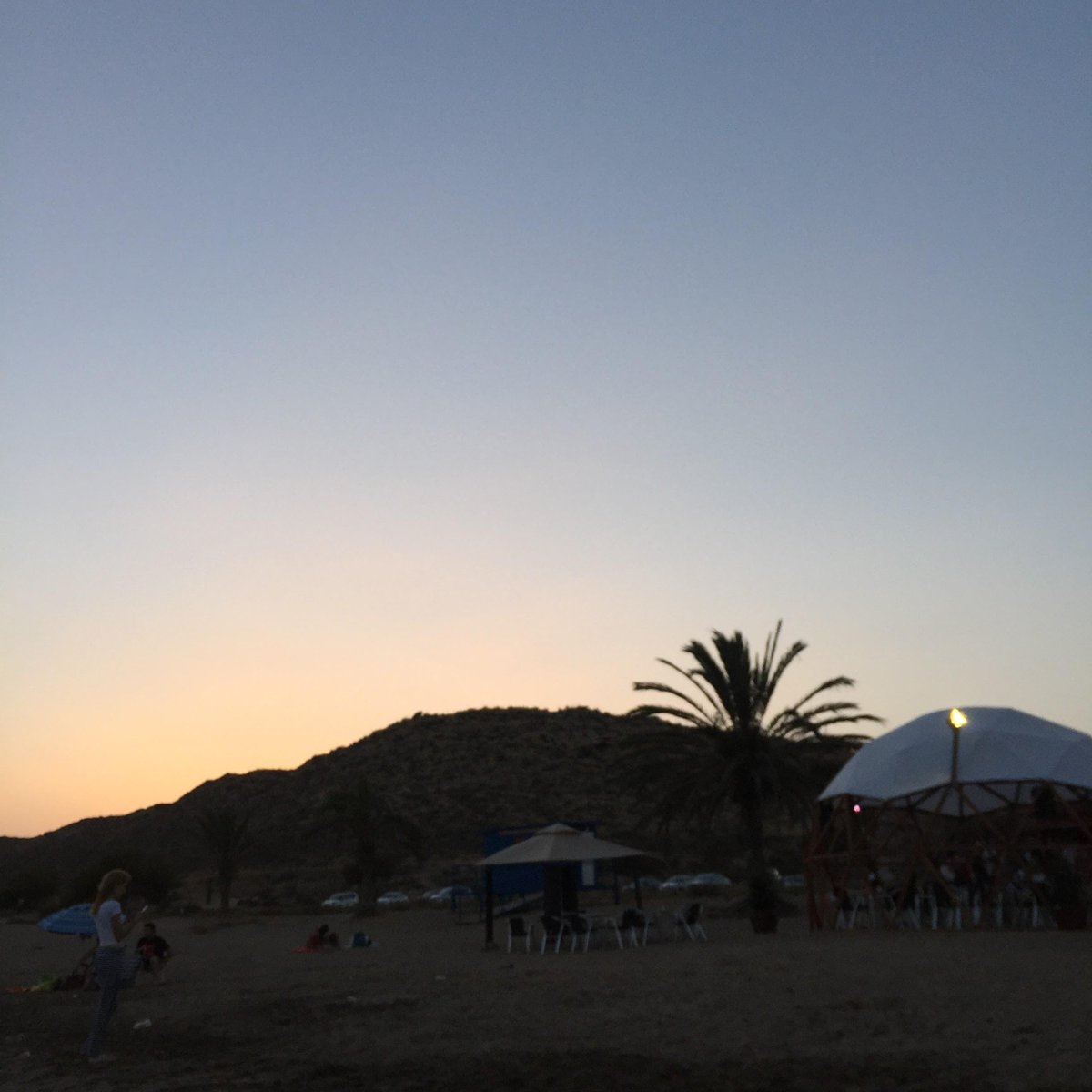 playapercheles's tweet photo. ¿Has probado los atardeceres de la Playa de Percheles? Tenemos preparado el mejor ambiente para vivirlos. http://t.co/7lP6tLMW0B