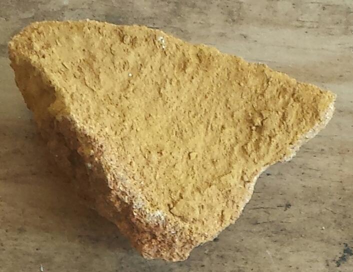 RedEarthBluBoot's tweet photo. A day spent sorting treasures. Ochre extracted with permission. Warakurna. http://t.co/Brj8dZyHs0