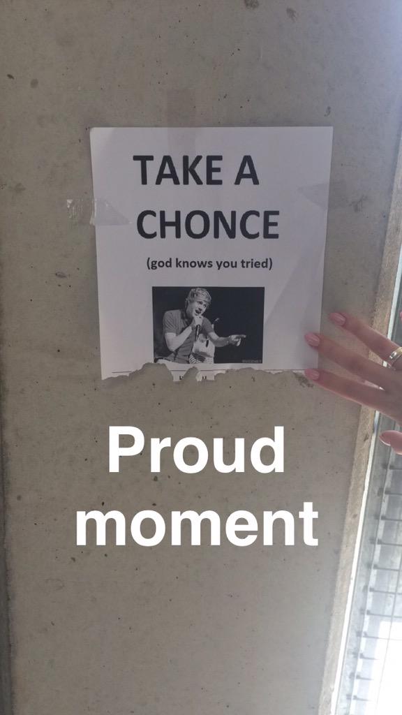 O2LBieb's tweet image. When people actually take a chonce
#MTVHottest One Direction