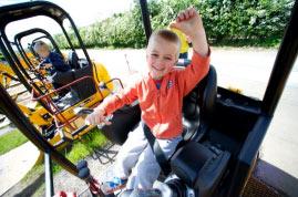 DIYDoctor's tweet image. Subscribe to our Newsletter and get 15% off Admission to Diggerland | DIY Doctor buff.ly/1NpLFar