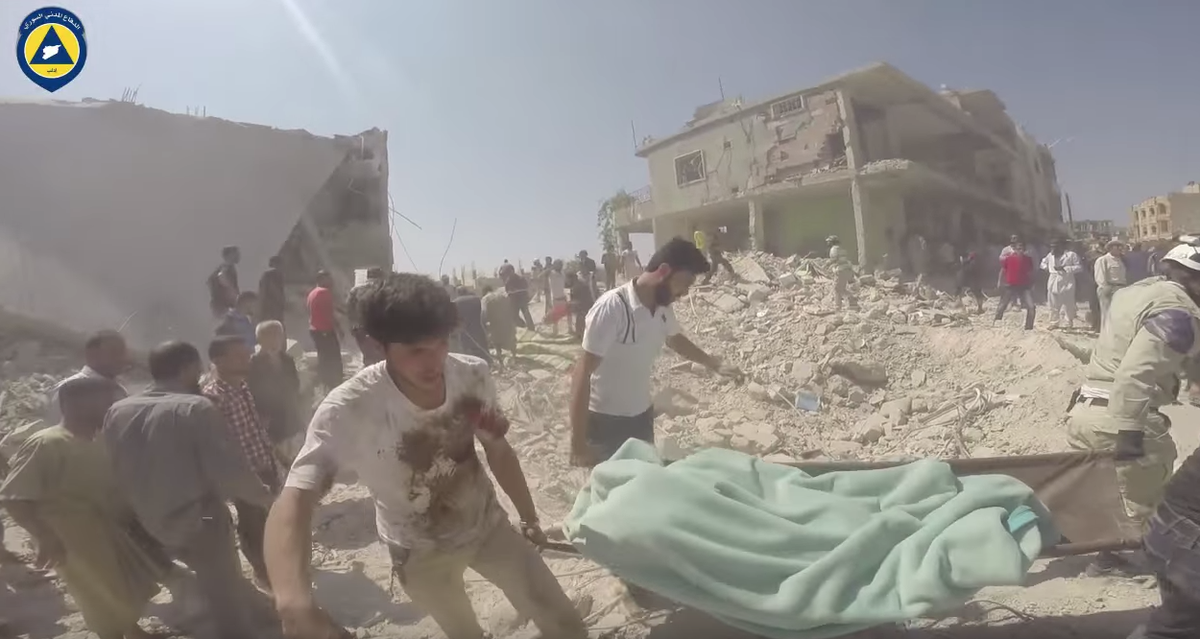 JulianRoepcke's tweet photo. #Footage
#Assad's terrorism hits the village of #Bara in #Idlib province.
https://t.co/eBJioNGWRH
#Syria #NFZ_NOW http://t.co/XGgemkVO4X