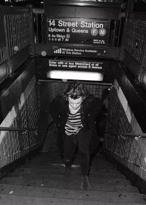 iperfdirection's tweet photo. Profilim çoklu fotoğrafla dolu rt #MTVHottest One Direction http://t.co/DOSFFKarZ9