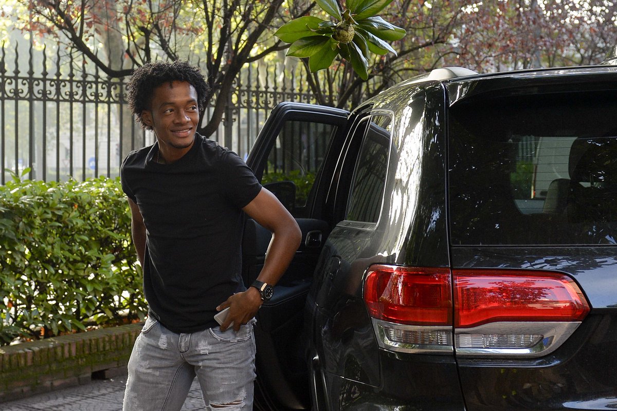 juventusfcen's tweet image. Juan @Cuadrado is here in Turin for his Juventus medical. #WelcomeCuadrado