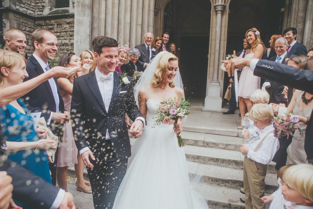 RockMyWedding's tweet photo. A super romantic and dreamy wedding in the city with styling by @CuriousFair and blush blooms
http://t.co/nvpTFUXg2C http://t.co/uDCjDfdjpx