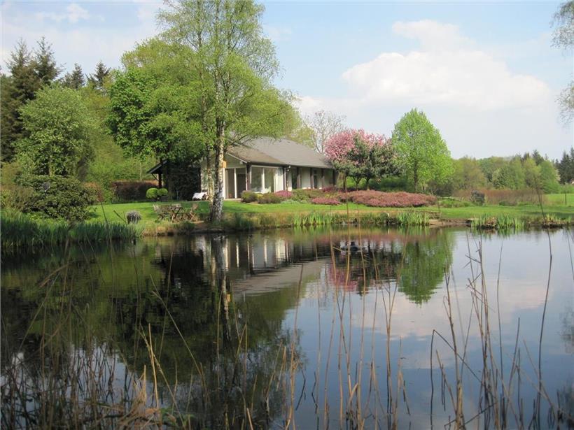 Te koop: Prachtig gerenoveerde vrijstaande woning met uitzicht op de vrije natuur funda.nl/koop/esbeek/hu…