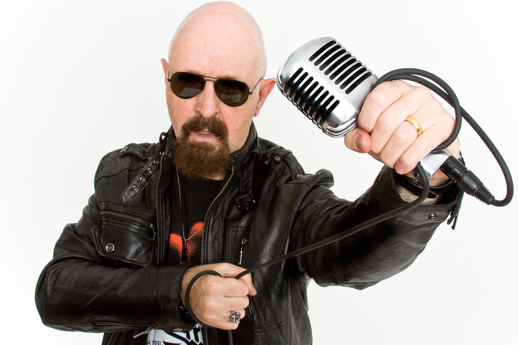 Today Rob Halford, the vocalist of is turning 64! Happy bday from MH Italia and its readers! \\m/ 