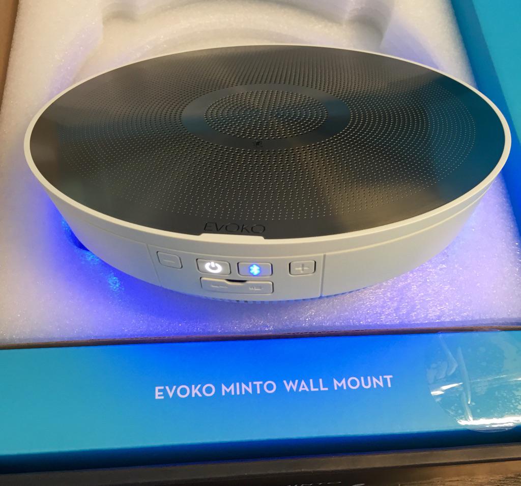 ChrLun's tweet photo. Our latest gadget, a Conference speaker #EvokoMinto #hotel http://t.co/Nd9h6StQvy