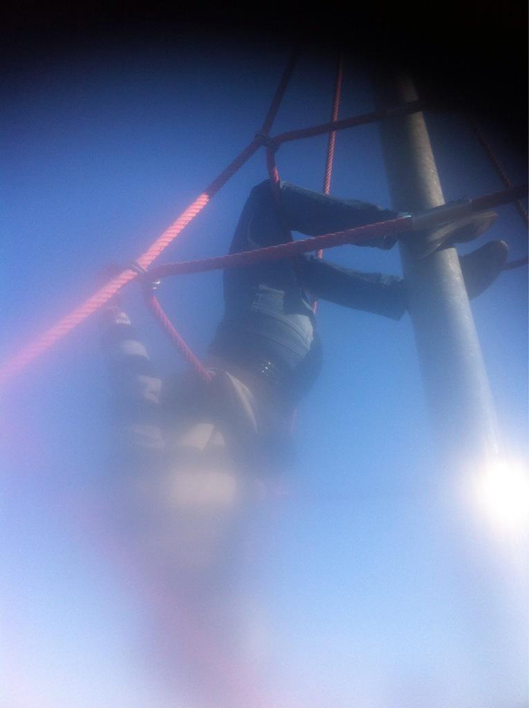 MissKahlessi's tweet photo. Just monkeying around :) http://t.co/2UoZeI2ImG