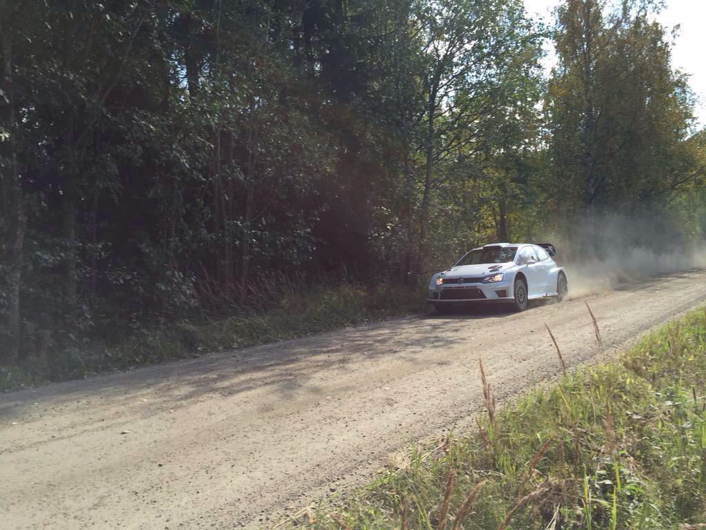 World Rallye Championship: Temporada 2015 - Página 20 CNPp2H7WEAA01aR