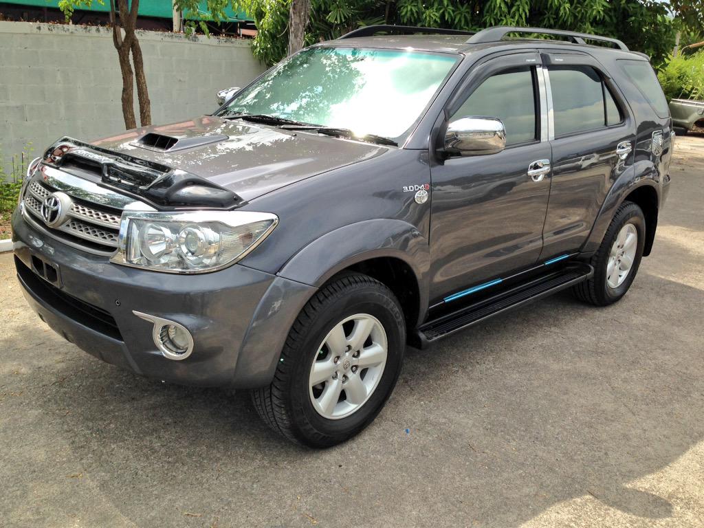 SamMotors's tweet photo. #2008 #TOYOTA #HILUX #VIGO #DOUBLECABIN #SINGLECABIN #FORTUNER #DIESEL #4WD shipped to #MOMBASA #KENYA http://t.co/HwJqj85gnL