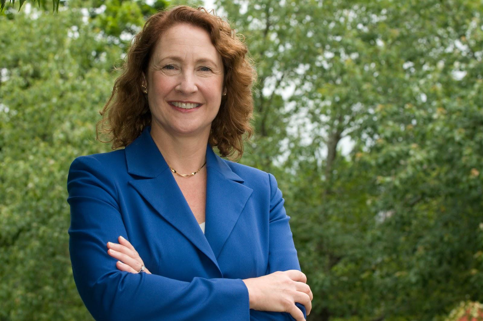 Remessage to wish our wonderful Congresswoman, a happy birthday! 